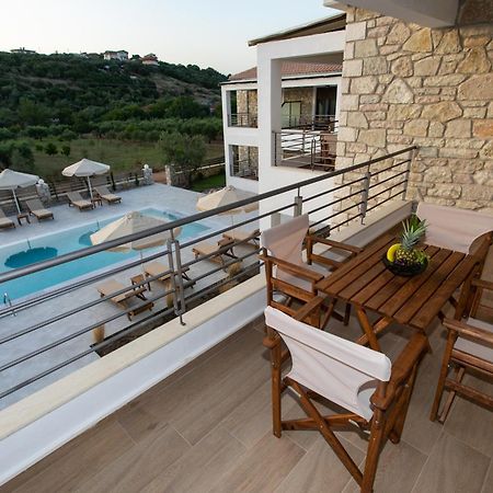 Michelangelo Suites And Apartments Valanidorachi Luaran gambar