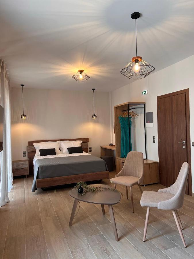 Michelangelo Suites And Apartments Valanidorachi Luaran gambar