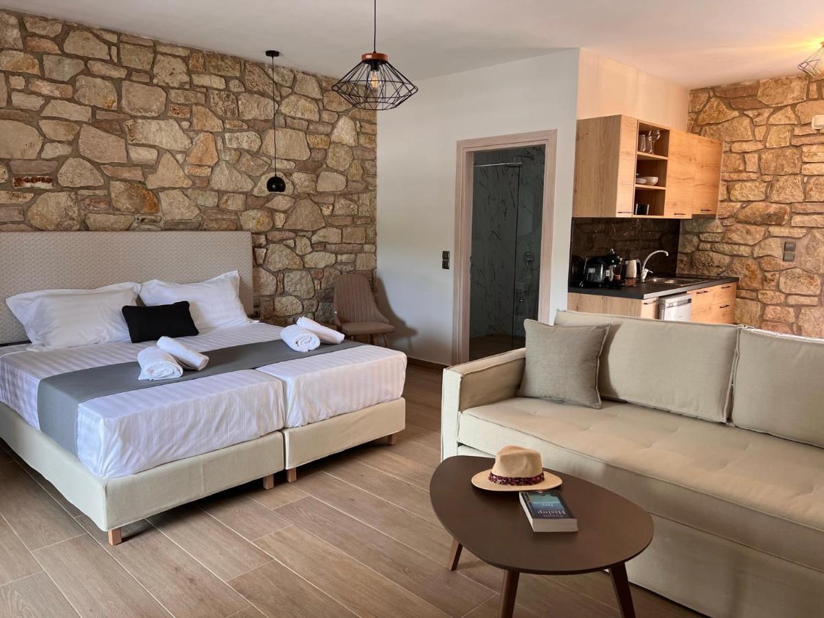 Michelangelo Suites And Apartments Valanidorachi Luaran gambar