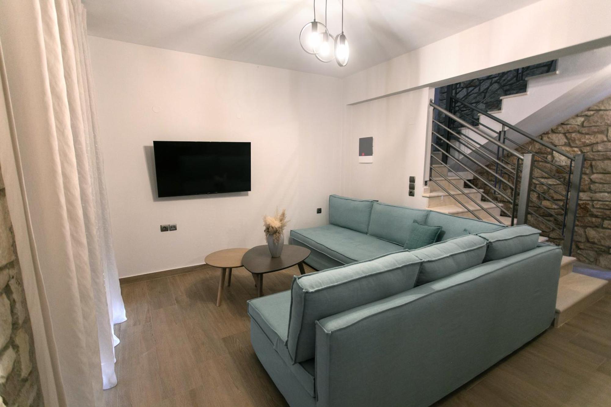 Michelangelo Suites And Apartments Valanidorachi Luaran gambar