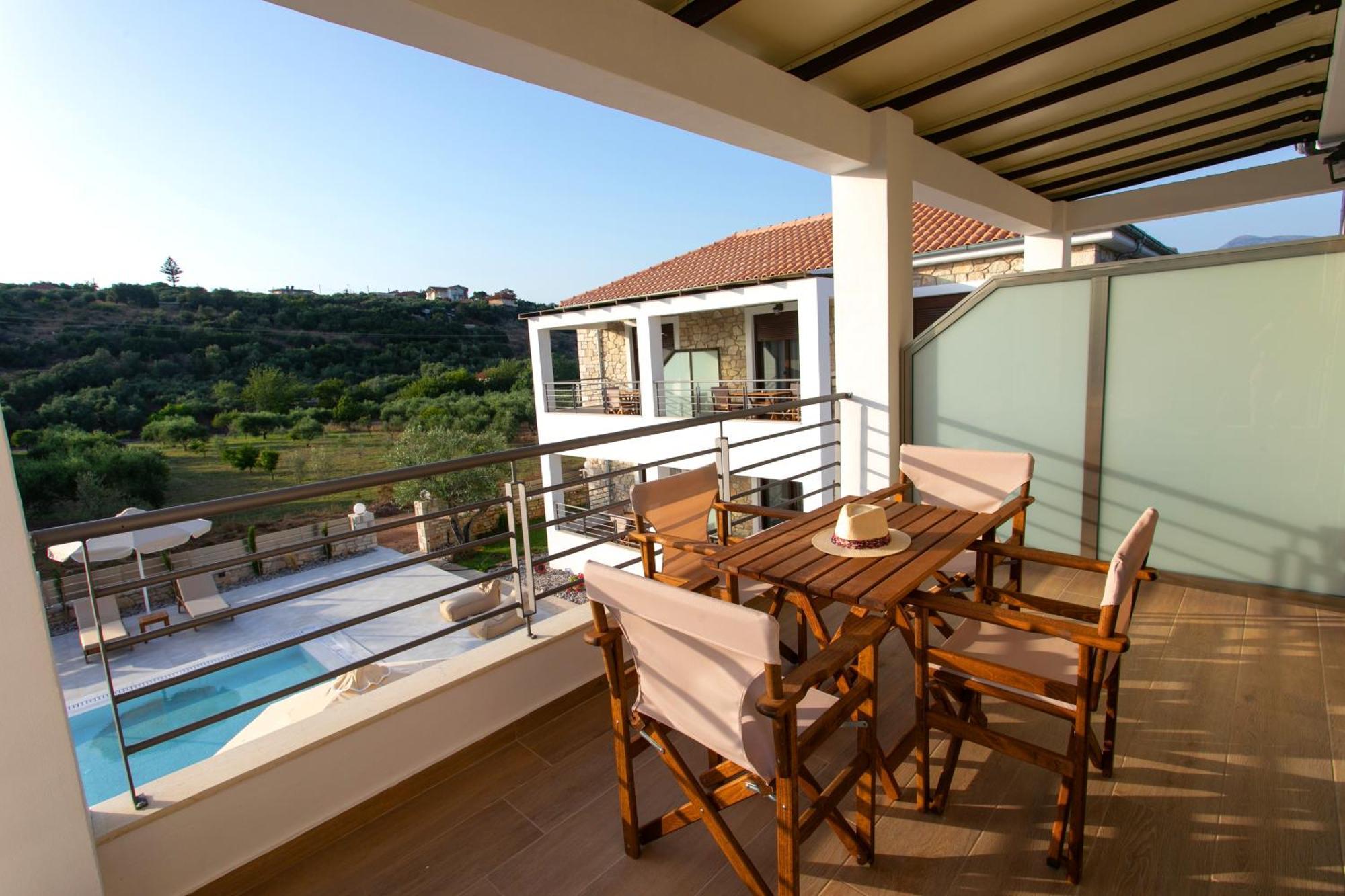 Michelangelo Suites And Apartments Valanidorachi Luaran gambar