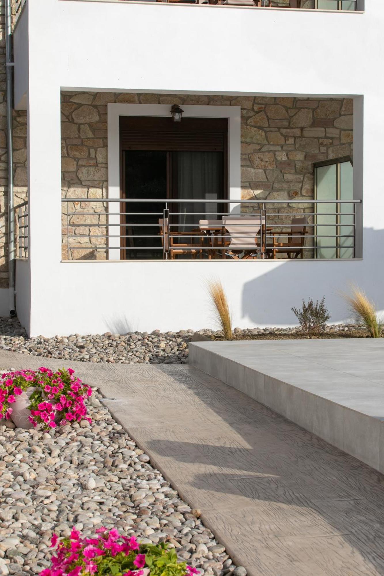 Michelangelo Suites And Apartments Valanidorachi Luaran gambar